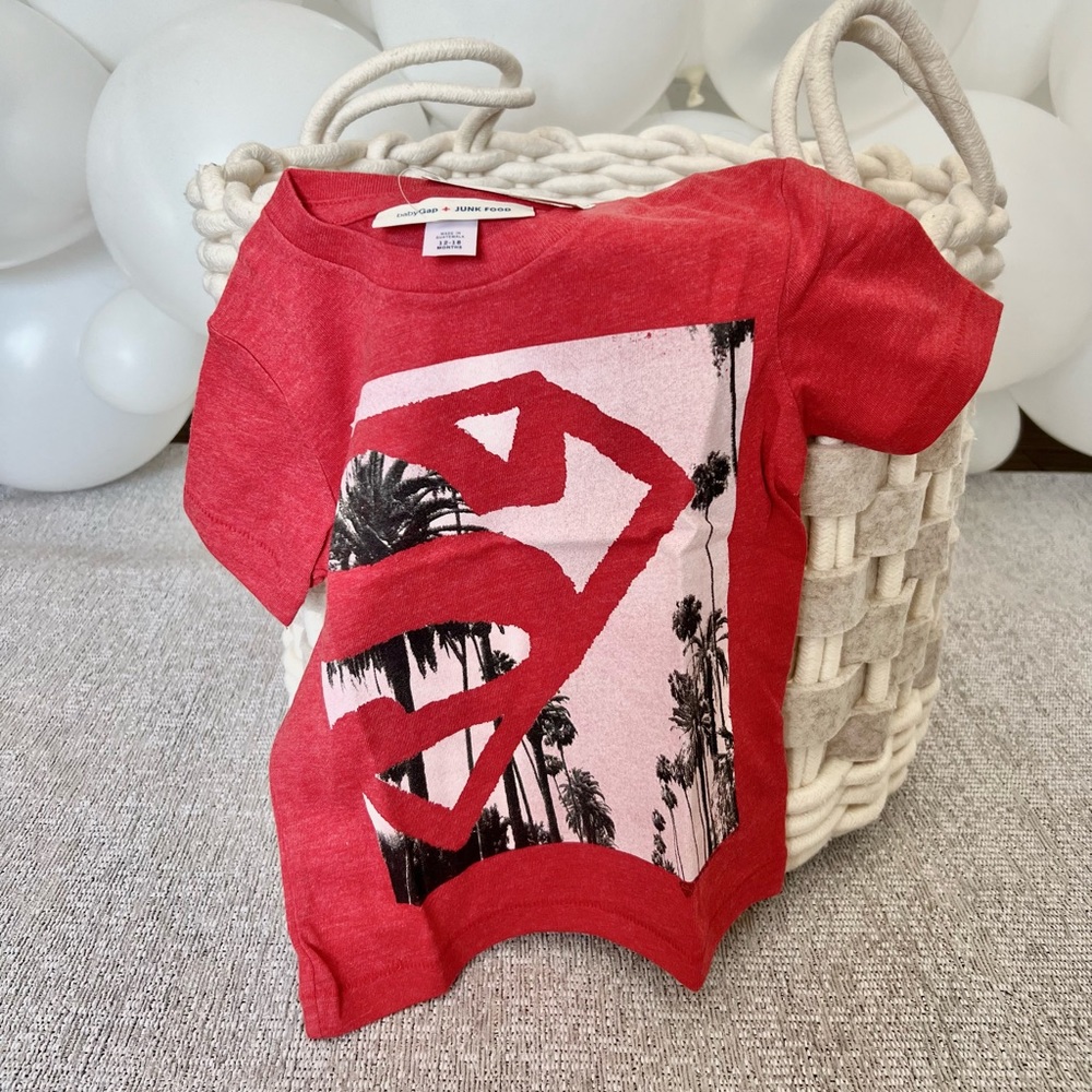 babyGAP +Junk Food collab Baby Toddler Tee T-Shirt Top Superman 12-18M